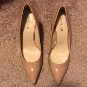 Beautiful Nude pumps
